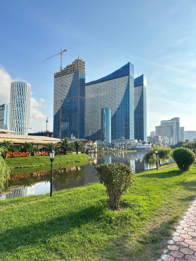 Апартаменты Комплекс Orbi Батуми Экстерьер фото